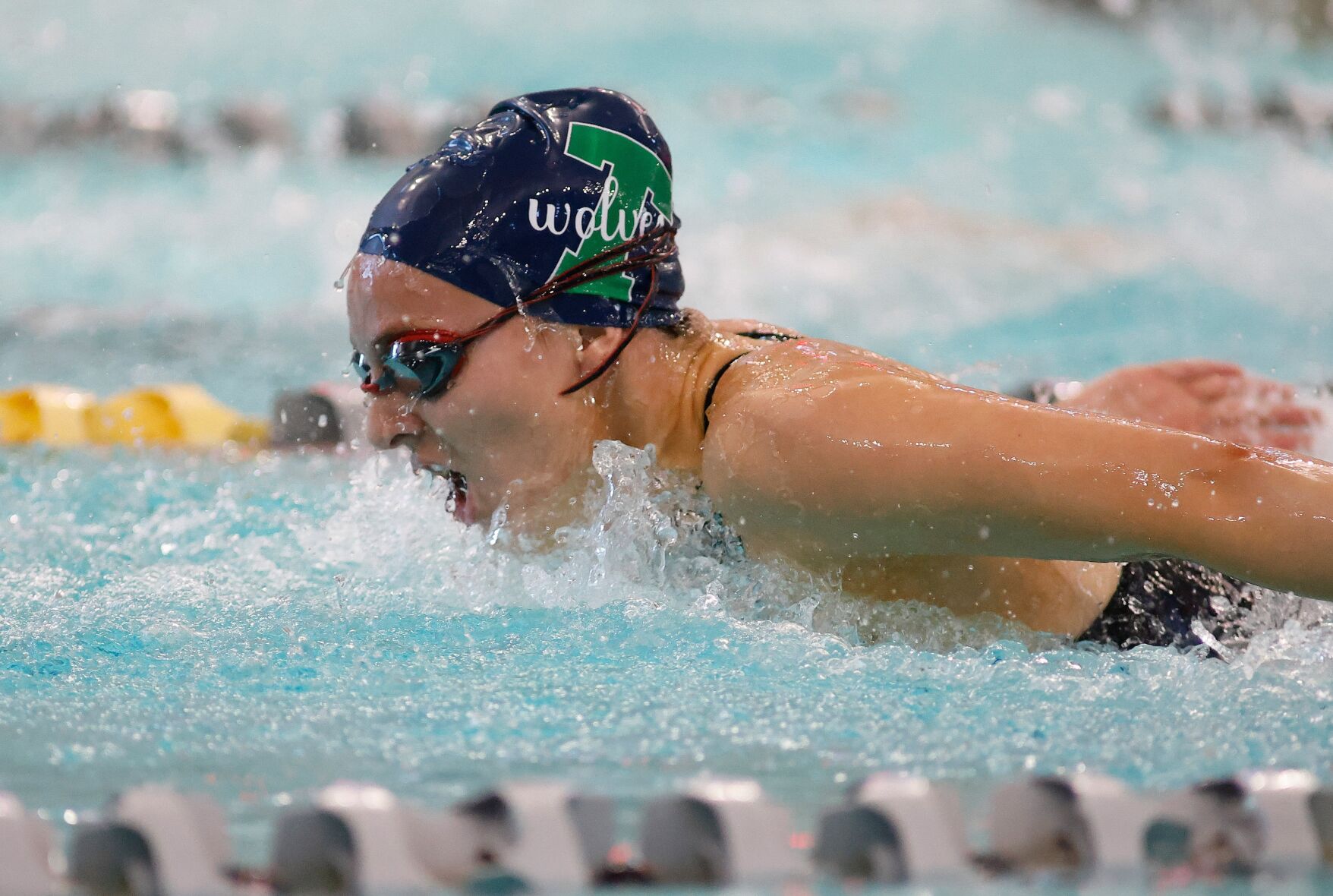 Class 2 state swimming championship
